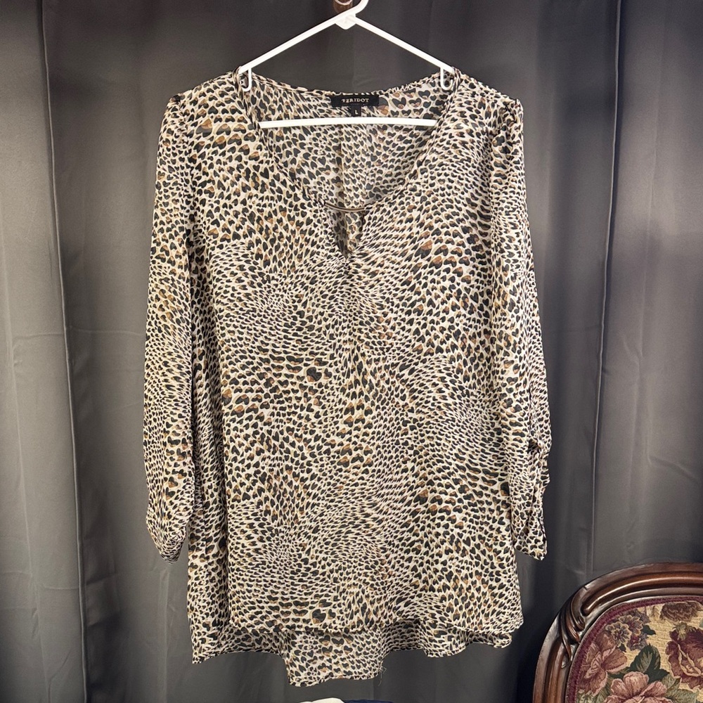 Chic Animal Print Blouse